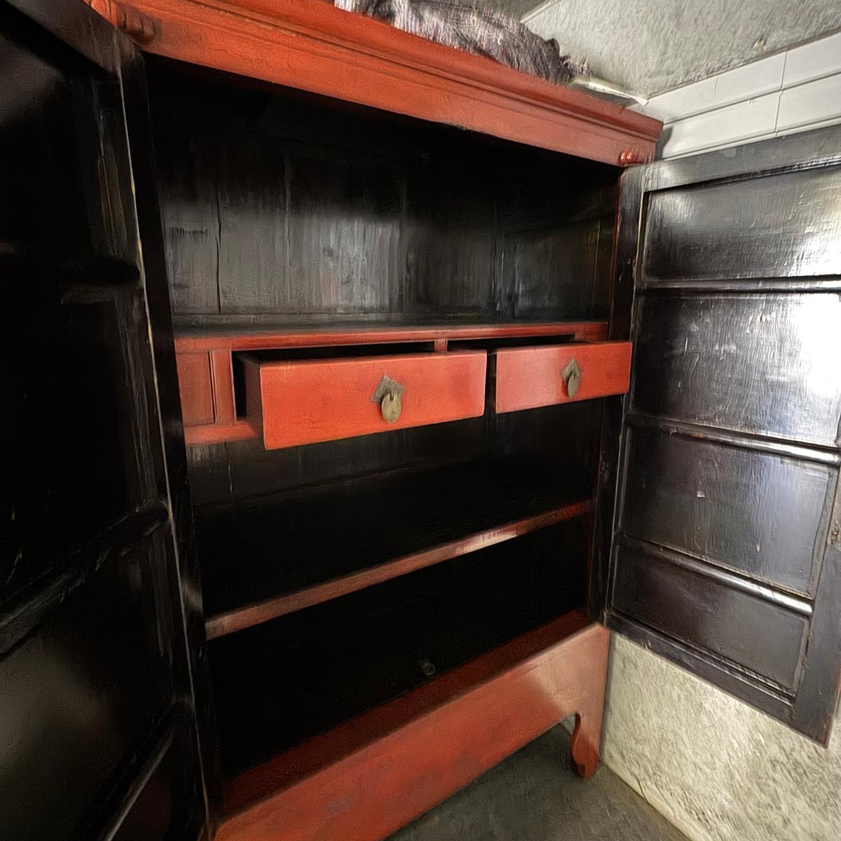 Late 19th-Century Chinese Ningbo Fir Cabinet