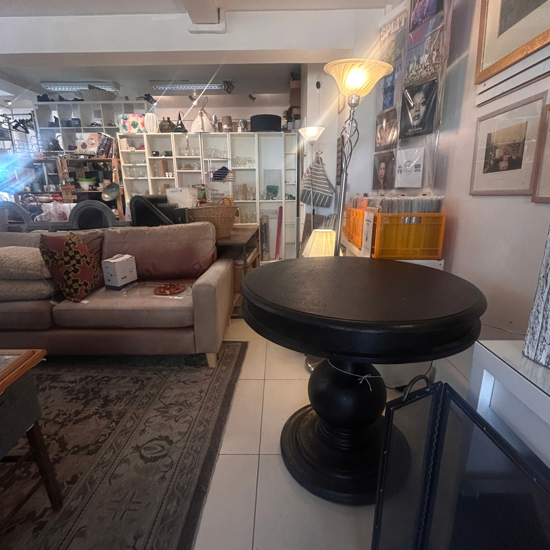 Large Black Round Pedestal Hall / Entrance Table