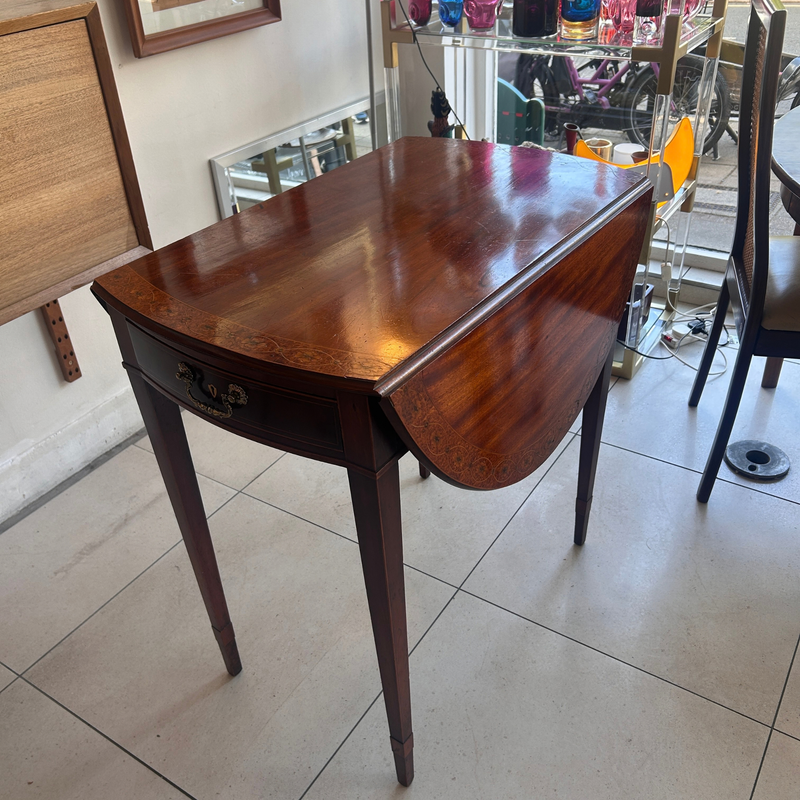 Sheraton Inlay Mahogany Pembroke Oval Table