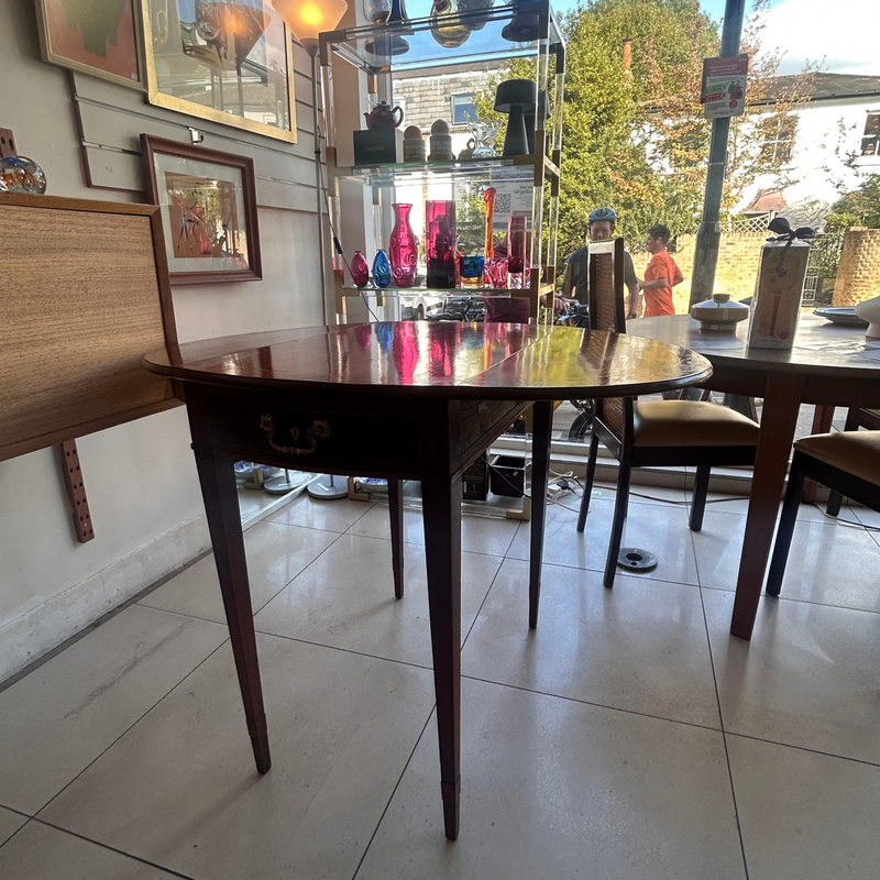 Sheraton Inlay Mahogany Pembroke Oval Table