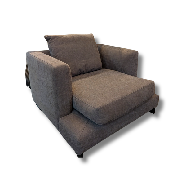 Contemporary Deep Seat Lounge Chair